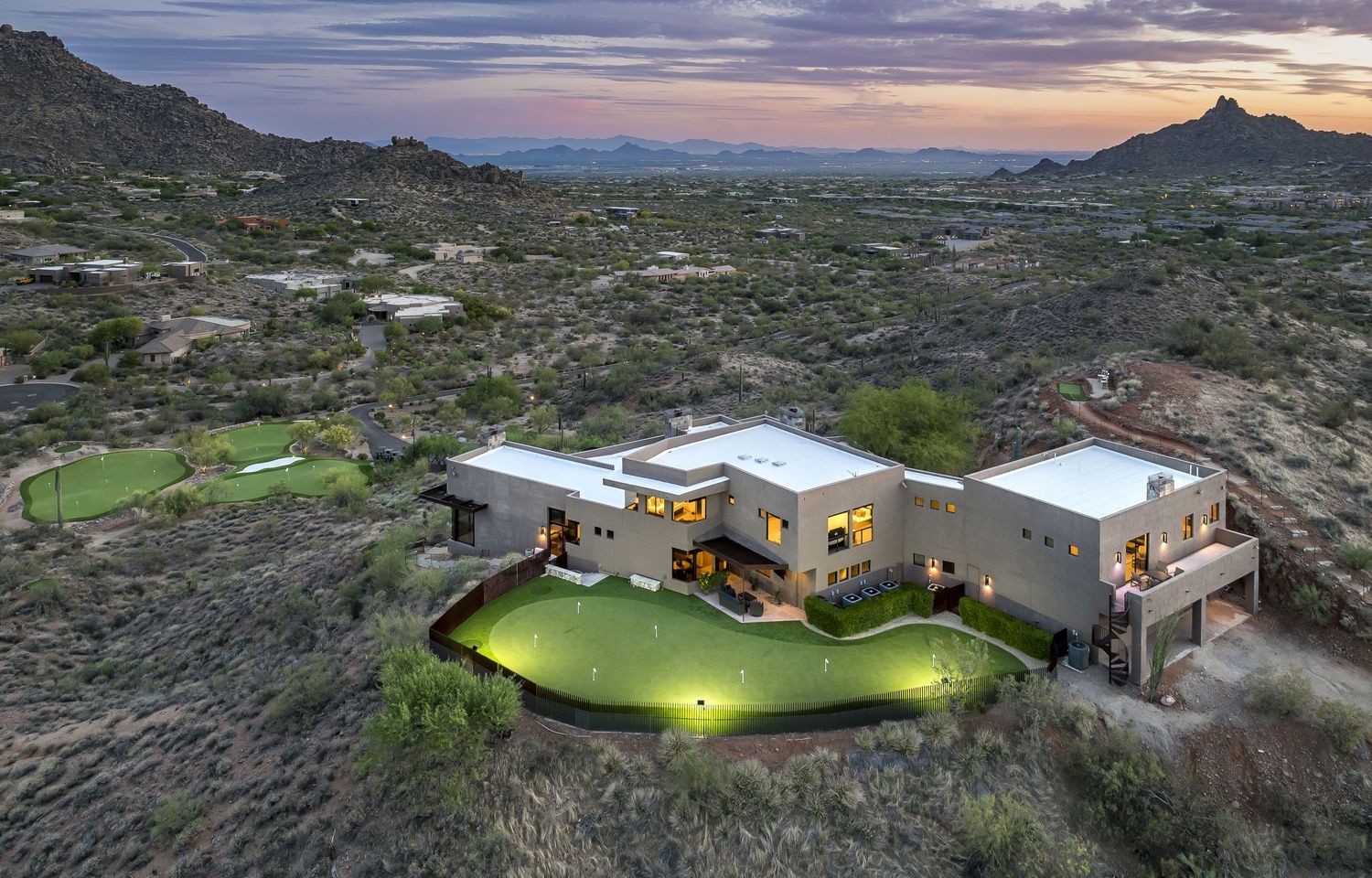 Saguaro Point golf complex and luxury home Scottsdale, Arizona Saguaro Point golf complex and luxury home Scottsdale, Arizona